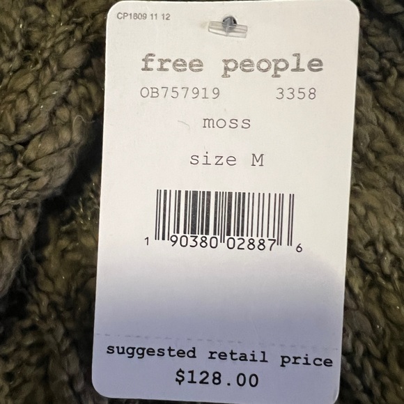 Free People Moss Green Chunky Knit Cardigan Size M NWT - Picture 13 of 14